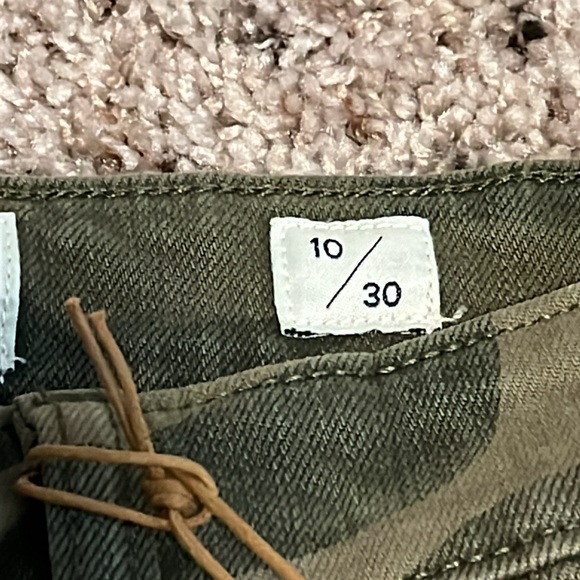 Lucky Brand Bridgette Crop 10/30 Camouflage Jeans - Picture 3 of 7